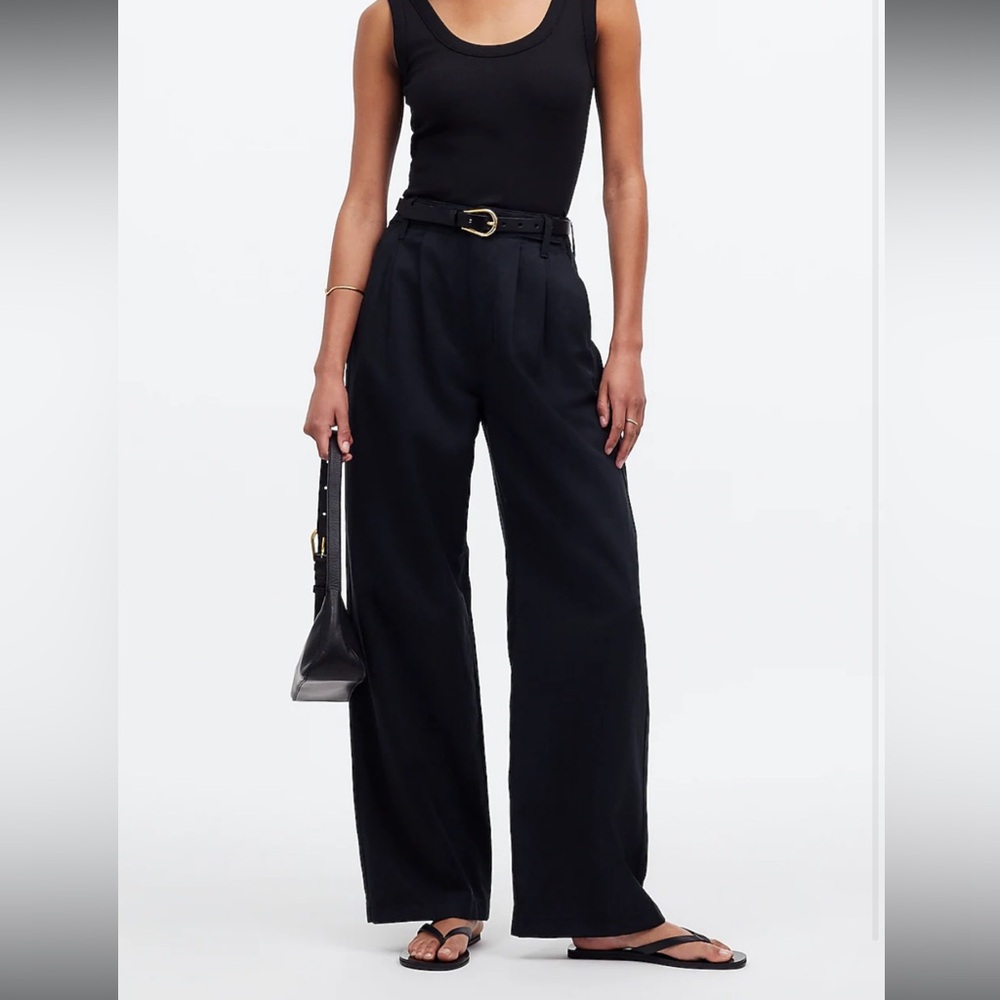 The Harlow Wide-Leg Pant from Madewell. Size 8